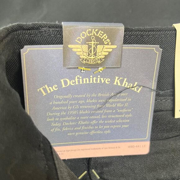 Dockers Pants Womens 24W Short Black New Flat Front Khakis Straight Leg - Picture 10 of 10